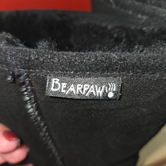 Bearpaw Emma Black Short Sherpa Lined Winter Boots Size 8 - Picture 9 of 9